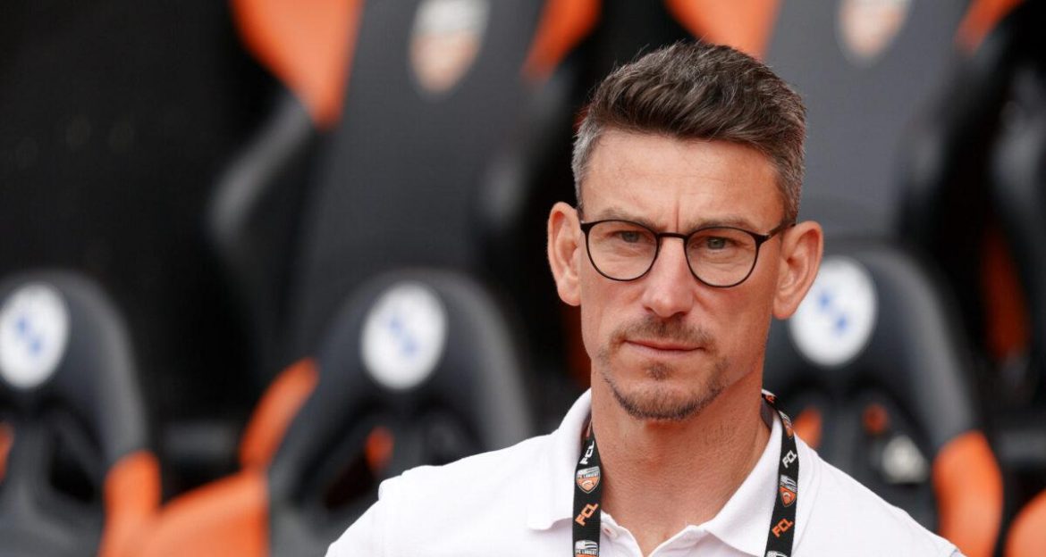 Chân dung Laurent Koscielny: Vết sẹo Arsenal và hành trình đến kiến trúc sư trưởng Lorient