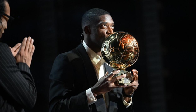 Dembele giành Quả bóng vàng 2025 với chiến thắng áp đảo