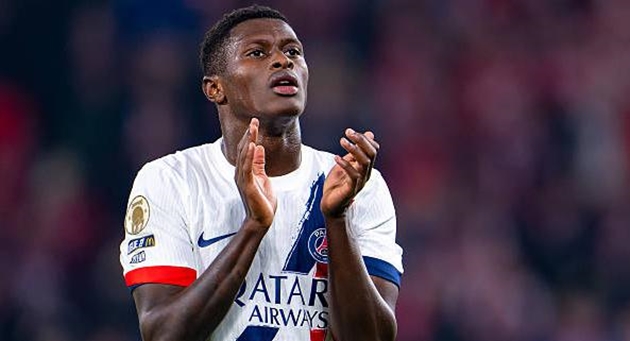 Ghi bàn đẳng cấp, Nuno Mendes tiếc nuối PSG mất 2 điểm