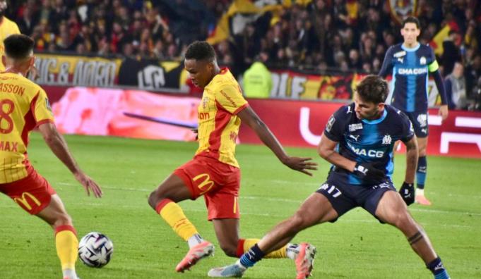 Greenwood có tuyệt phẩm, Marseille vẫn bại trận trước Lens