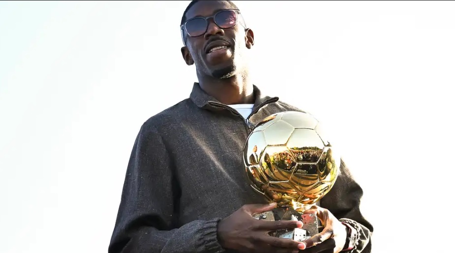 Luis Enrique: QBV của Dembele chẳng có nghĩa lý gì ở mùa giải mới