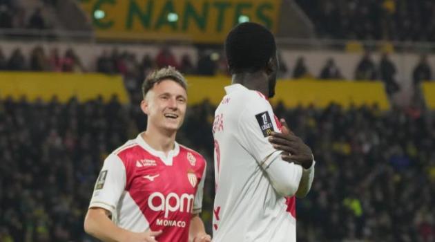Mưa bàn thắng tại Beaujoire, Monaco chiếm ngôi nhì Ligue 1