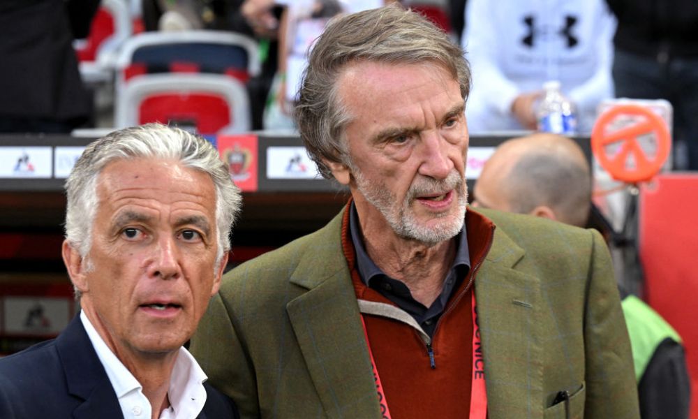 Sau Chelsea, đến chủ MU bị phản đối ở Pháp