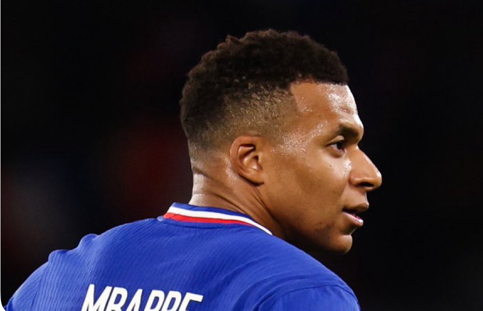 Tranh cãi quanh Mbappe: Một kịch bản lặp lại ở tuyển Pháp