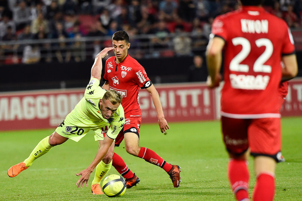 10 sao mai triển vọng nhất Ligue 1 2018/19: Dáng dấp huyền thoại