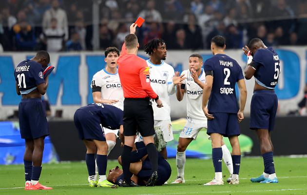 40 phút thảm họa, Greenwood hóa vô hại trước PSG