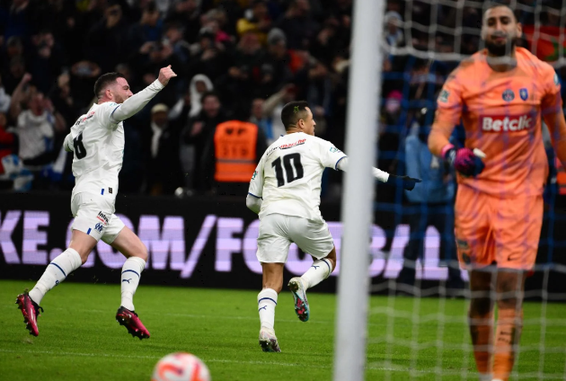 Alexis Sanchez có mùa bóng tốt nhất kể từ 2016/17