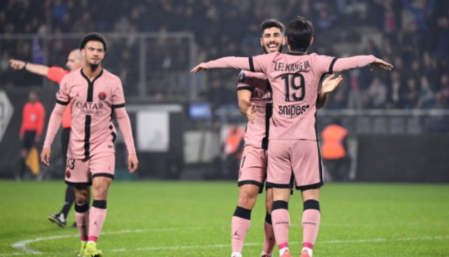 Angers 2-4 PSG: Lee Kang-in và Barcola tỏa sáng, PSG vững vàng dẫn đầu Ligue 1