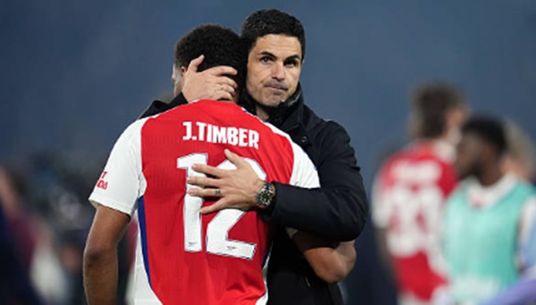 Arteta: Arsenal xứng đáng hơn nhưng thiếu may mắn trong trận đấu với PSG