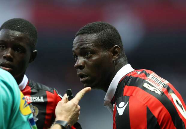 Balotelli có thể được xóa thẻ đỏ