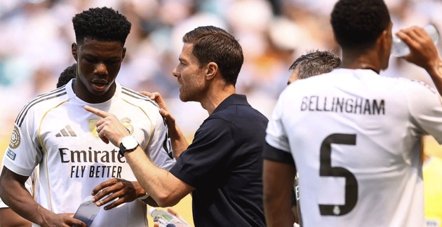 ‘Bóng ma phút 90’ ám ảnh Alonso, Real Madrid lại tự bắn chân mình