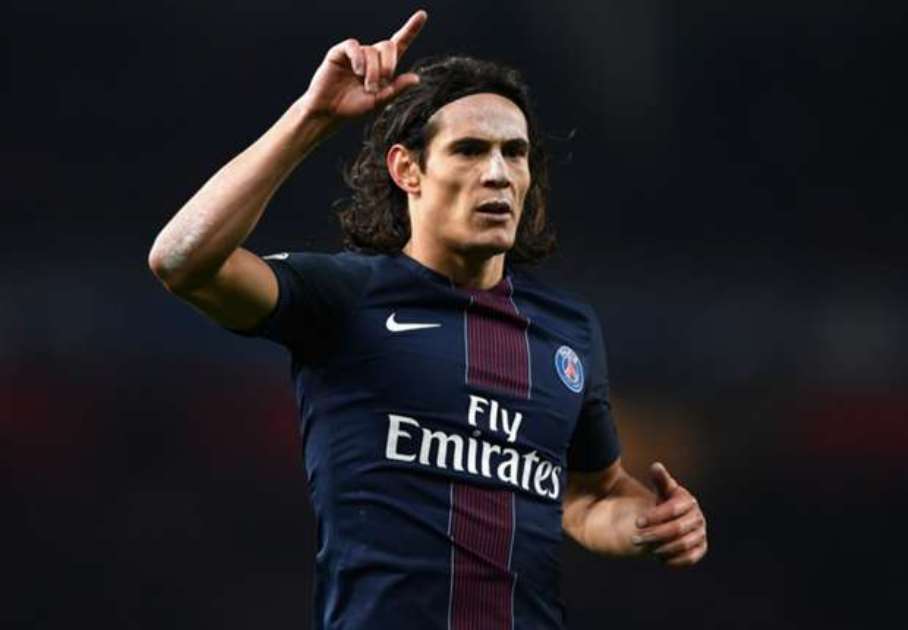 Cavani có thể phá vỡ kỉ lục của Ibrahimovic?