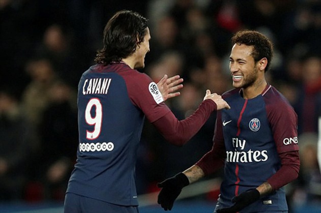 Cavani đồng ý nhường Neymar đá phạt