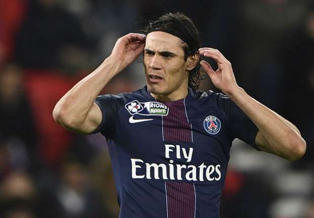 Cavani lên tiếng về tương lai ở PSG