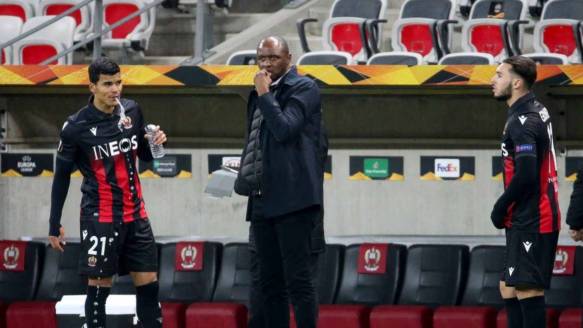 CHÍNH THỨC! Đội nhà thua 5 trận liền, huyền thoại Arsenal bị sa thải