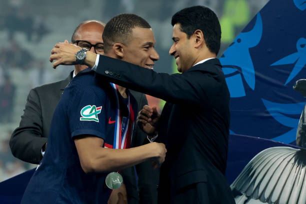 Chủ tịch PSG nhắn nhủ Mbappe