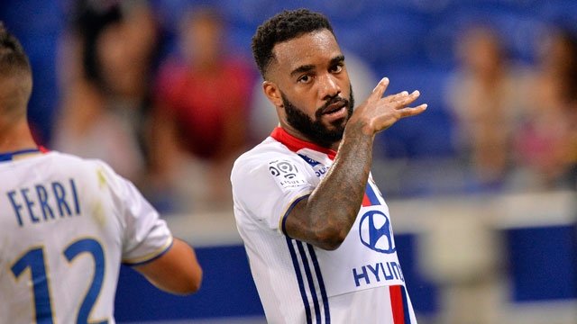 Chuyển nhượng Pháp 01/07: Lacazette rất gần Arsenal; Lyon có tân binh thứ 4