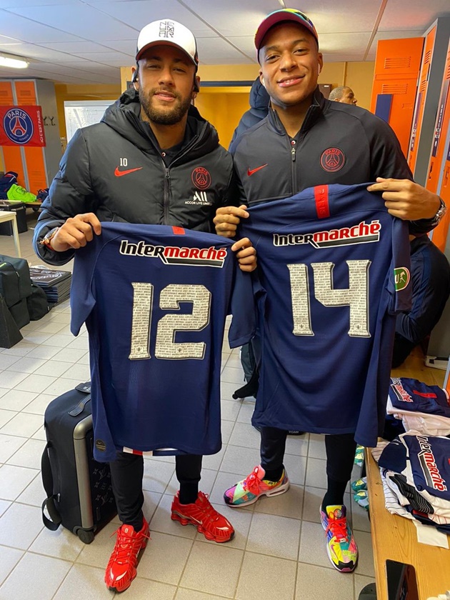Đây, lý do Mbappe và Neymar khoác số áo ‘lạ lẫm’ trong trận đấu với Lorient
