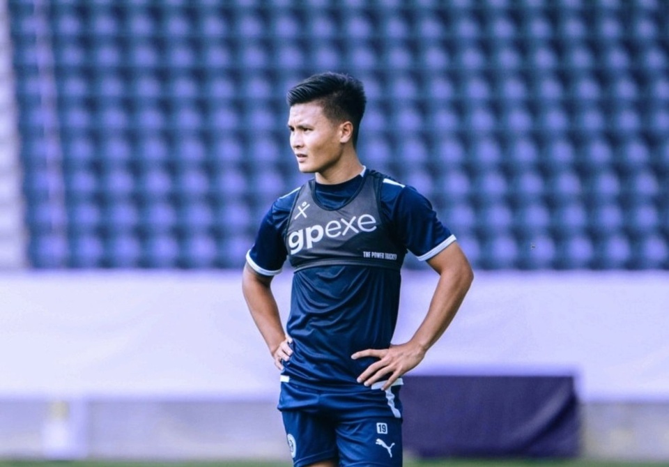 Đến lúc Quang Hải rời Pháp?