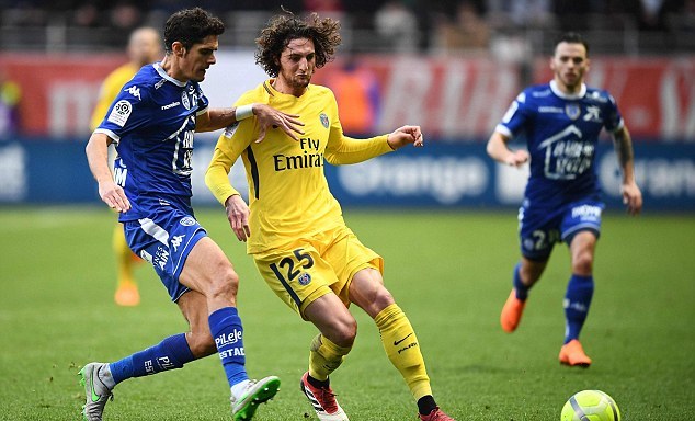 Di Maria lại tỏa sáng, giúp PSG thắp lửa trước trận đại chiến với Real