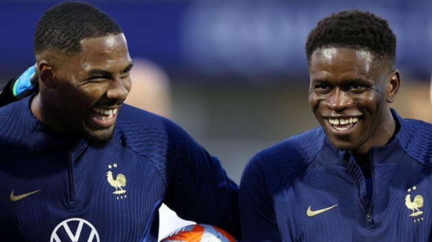 Didier Deschamps sẽ trao cơ hội đá chính cho sao Ligue 1