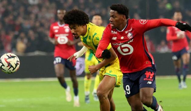 Điểm nhấn Ligue 1: Lyon thắng phút cuối; VAR khiến Lille chia điểm nhọc nhằn