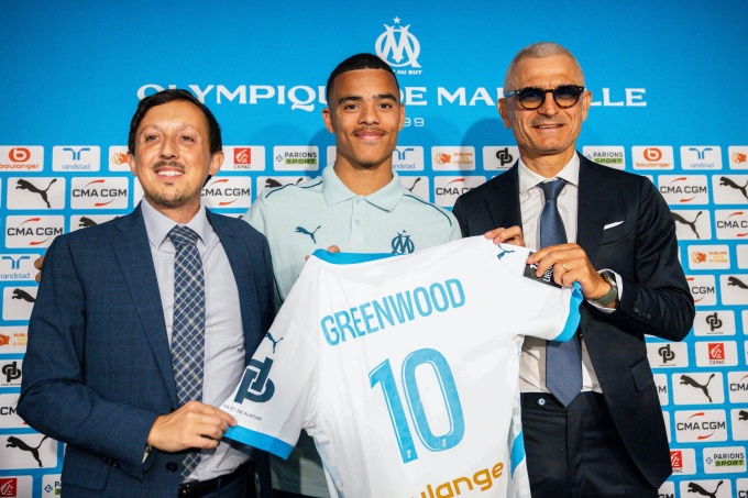 Điên rồ Mason Greenwood, tiếc cho Man Utd