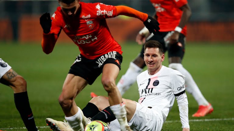 Đội hình tiêu biểu vòng 19 Ligue 1: Con trai huyền thoại, Messi góp mặt