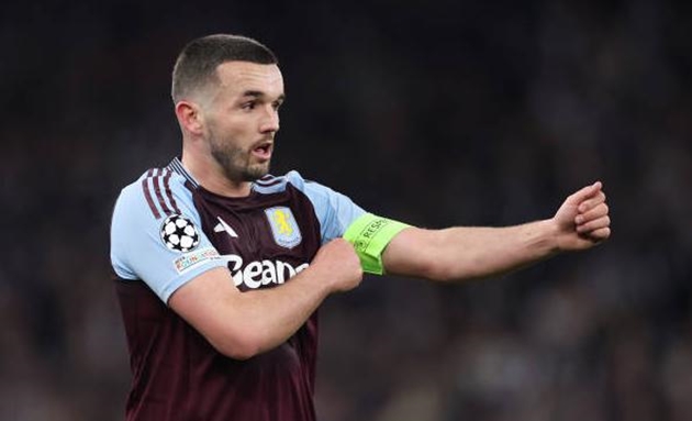 Đội trưởng Aston Villa dè chừng PSG