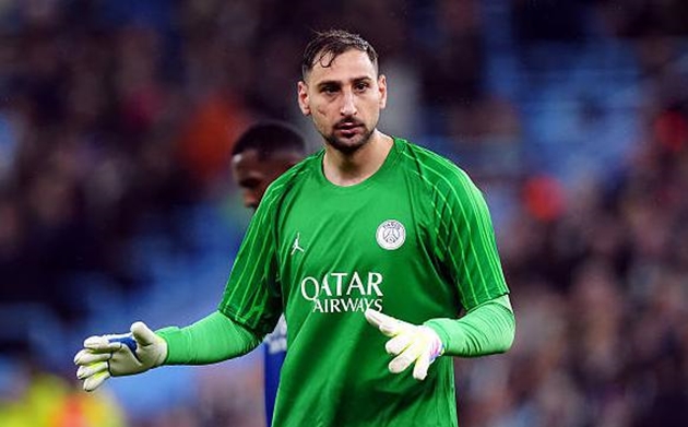 Donnarumma khiến đối thủ “ngả mũ”