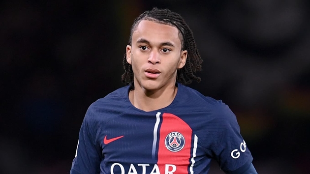 Em trai Kylian Mbappe chuẩn bị được PSG “thưởng nóng”