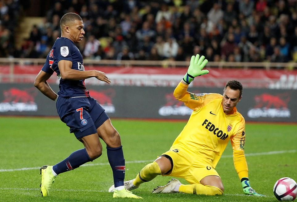 Gặp một PSG quá tầm, Henry lại trắng tay với AS Monaco