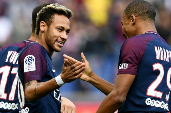 Giữa Neymar và Griezmann, Mbappe “kết” ai hơn?
