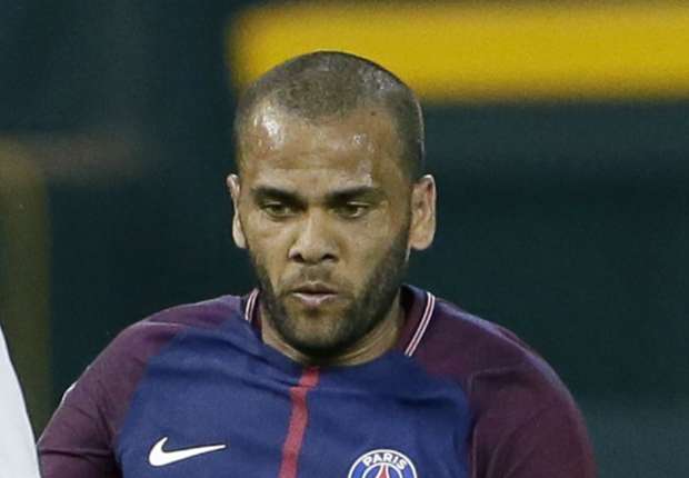 Giúp PSG lên ngôi vô địch, Dani Alves ngỡ như mơ