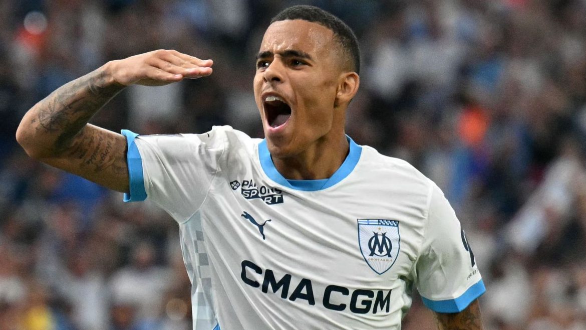 Greenwood tỏa sáng, Marseille nỗ lực bám đuổi PSG