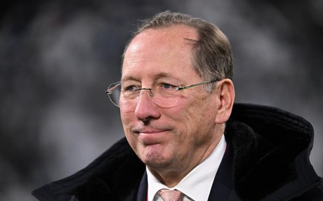 Hành động khiêu khích mới của John Textor chống lại DNCG