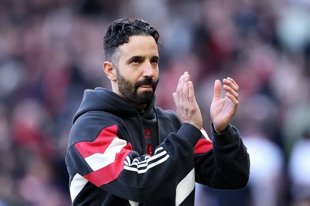 Hậu vệ Lyon bất ngờ chỉ trích Amorim