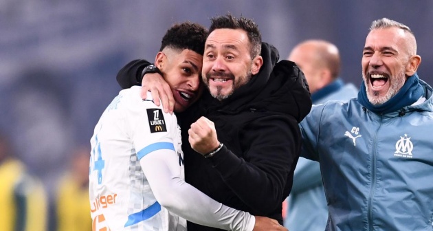 HLV De Zerbi hạnh phúc sau khi Greenwood ghi bàn giúp Marseille thắng kịch tính