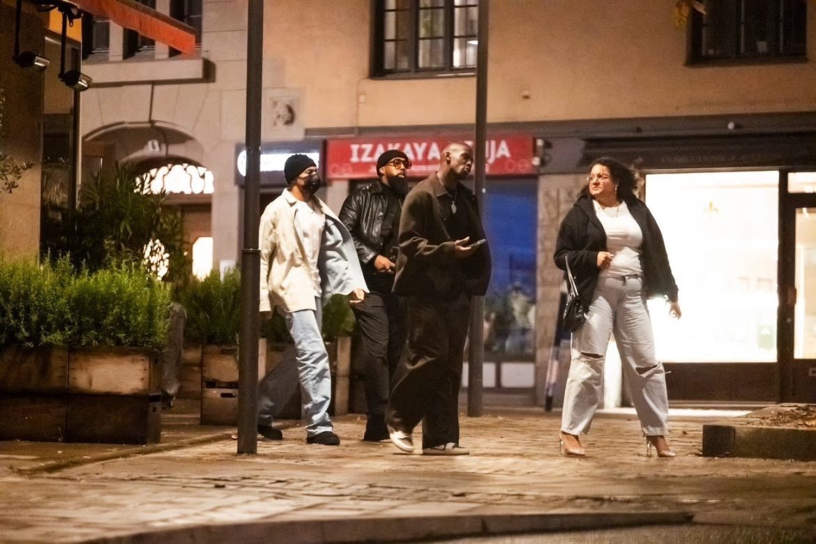 HLV Deschamps lên tiếng về vụ việc gây tranh cãi của Mbappe