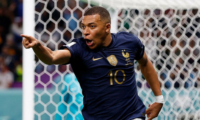 HLV Deschamps “luôn triệu tập Mbappe” bất kể tình hình tại PSG