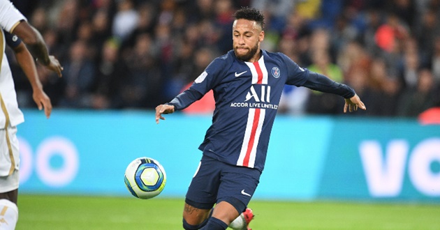 HLV đối thủ tức giận: ‘PSG không hoàn toàn giống nhau’