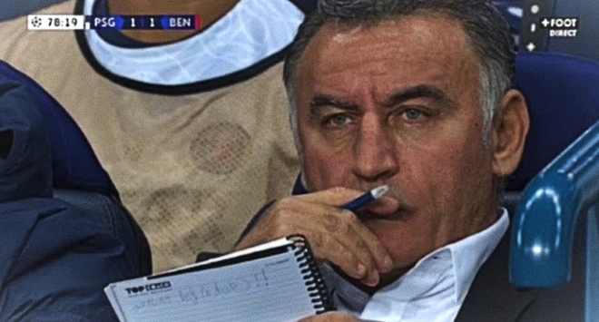 HLV PSG để lộ ghi chép về Mbappe