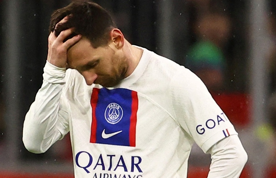 HLV PSG mơ hồ về tương lai Messi