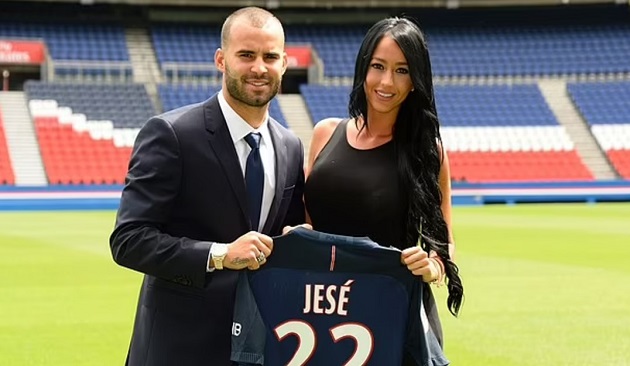 Jese tố chủ tịch PSG đối xử tệ bạc sau 18 tháng đầy thất vọng