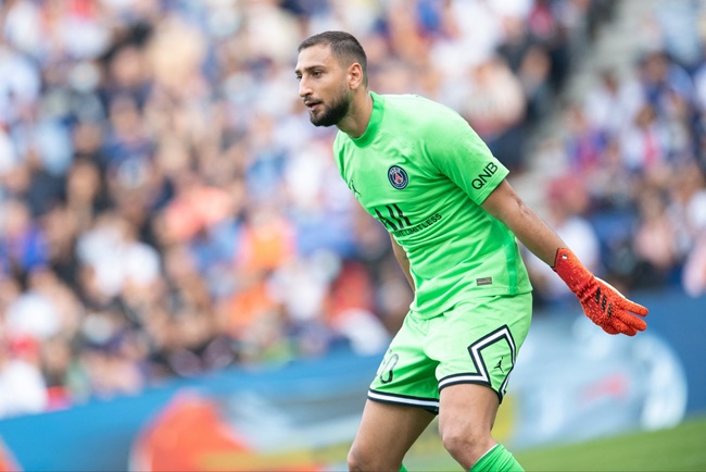 Không chấp nhận dự bị, Donnarumma phản ứng ra mặt