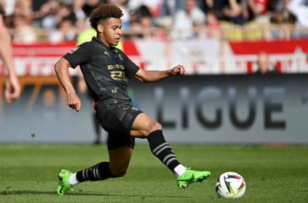 Kompany ra tay, Bayern tiến gần đến tiền đạo 60 triệu euro, Doue