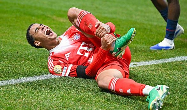 Kompany “sôi máu” sau chấn thương kinh hoàng của Musiala