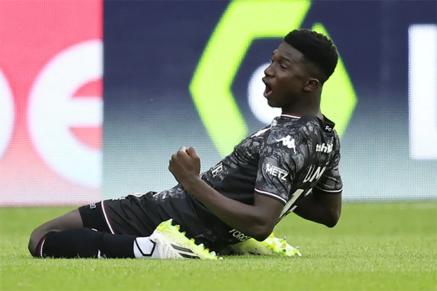 Lamine Camara giành giải Cầu thủ trẻ xuất sắc nhất châu Phi năm 2023