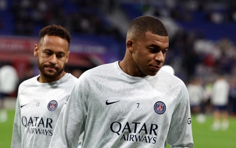 Lãnh đạo PSG: ‘Sai lầm khi chiêu mộ cả Neymar và Mbappe’