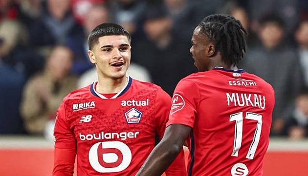 Lille 1-0 Lens: 3 điểm nhọc nhằn; “Tuyên chiến” với top 3